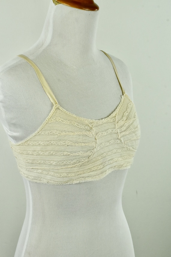 1920s Lace Brassiere....... size XS