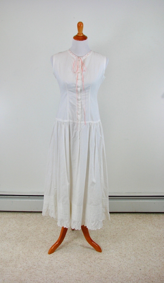 Edwardian White Petticoat / Summer Dress ........L