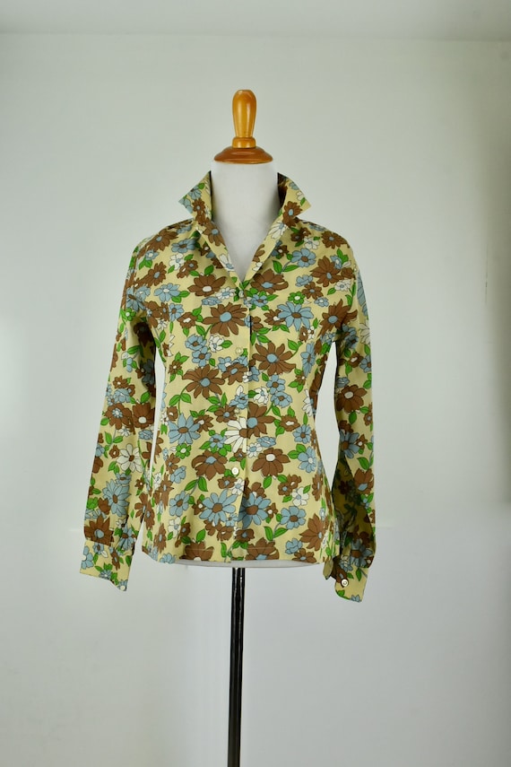 1960/70s Floral Blouse by Laura Mae.........UNWOR… - image 2