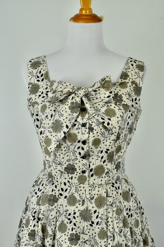 1950s - Mid Century Abstract FLORAL Print SUNDRESS