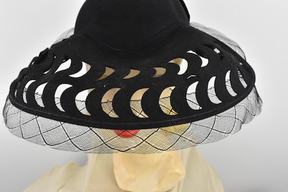 1930s Black  PEEK -a BOO  Hat with Fabulous Cut W… - image 1