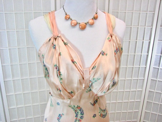 1930s Peach Silk Charmeuse Bias Cut Nightgown....… - image 1