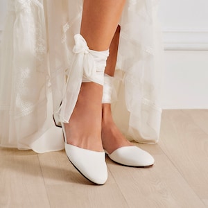 Flat Shoes for Bride, White Wedding Shoes, Wedding Flats, Leather Bridal Shoes, Bridal Ballerinas, &quot;Philippa&quot; design, Custom Made