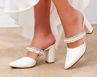 Pearls Embellished Wedding Shoes, Block Heel Mules, Off White Bridal Shoes, Mules for Bride, Wedding Shoes Pointed "Dorothea" Custom Made