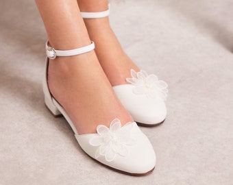 Wedding Ballerinas with Flower, Flat Shoes for Bride, White Wedding Shoes, Wedding Flats, Leather Bridal Shoes, "Philippa", Custom Made