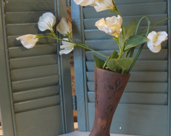 Schusterstiefel aus Gusseisen. Vasenform. Amboss aus Gusseisen, Jahr 1920, seltenes altes Werkzeug.