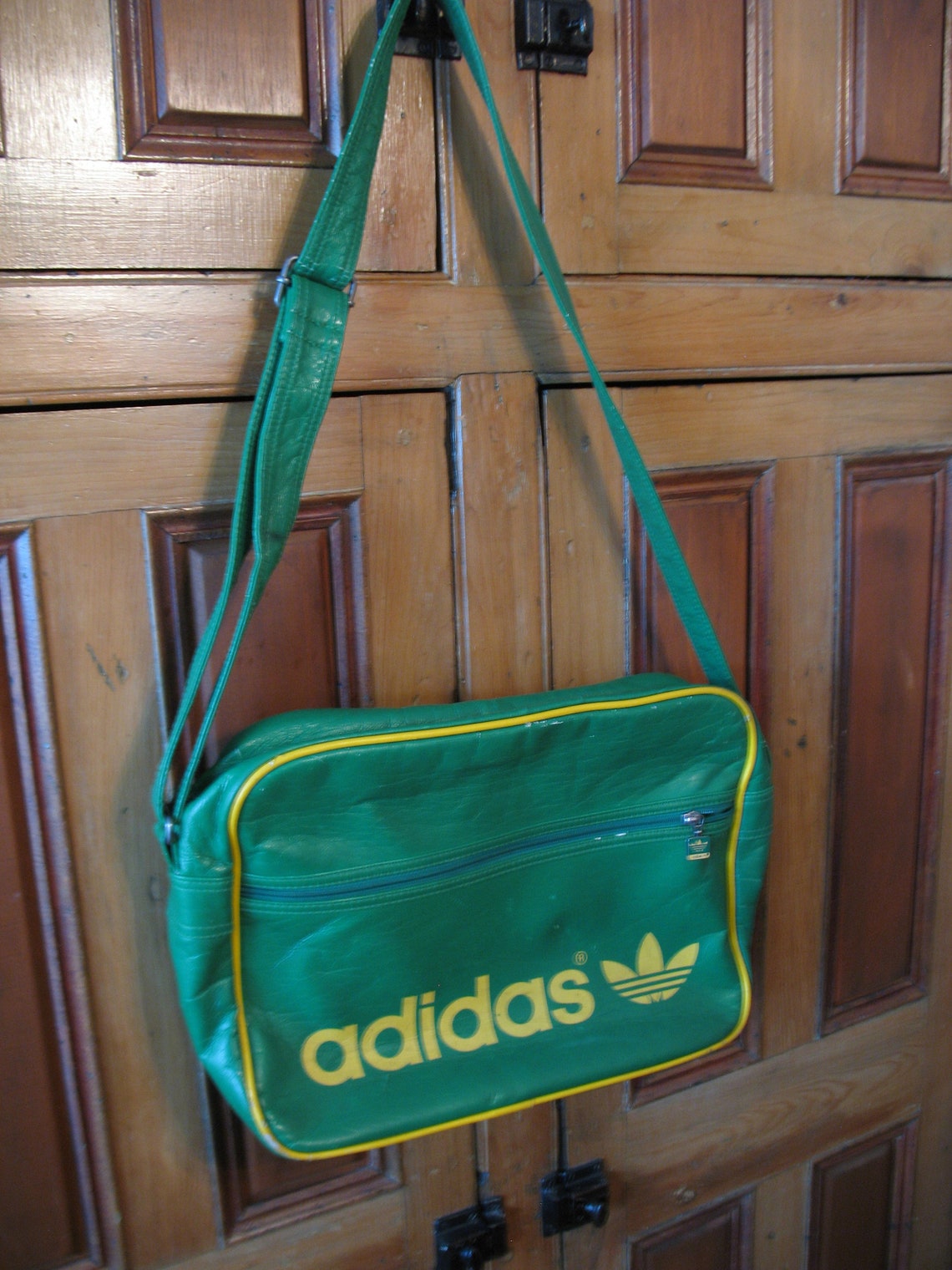 Adidas bag with vintage 1970s vintage shoulder strap In green | Etsy