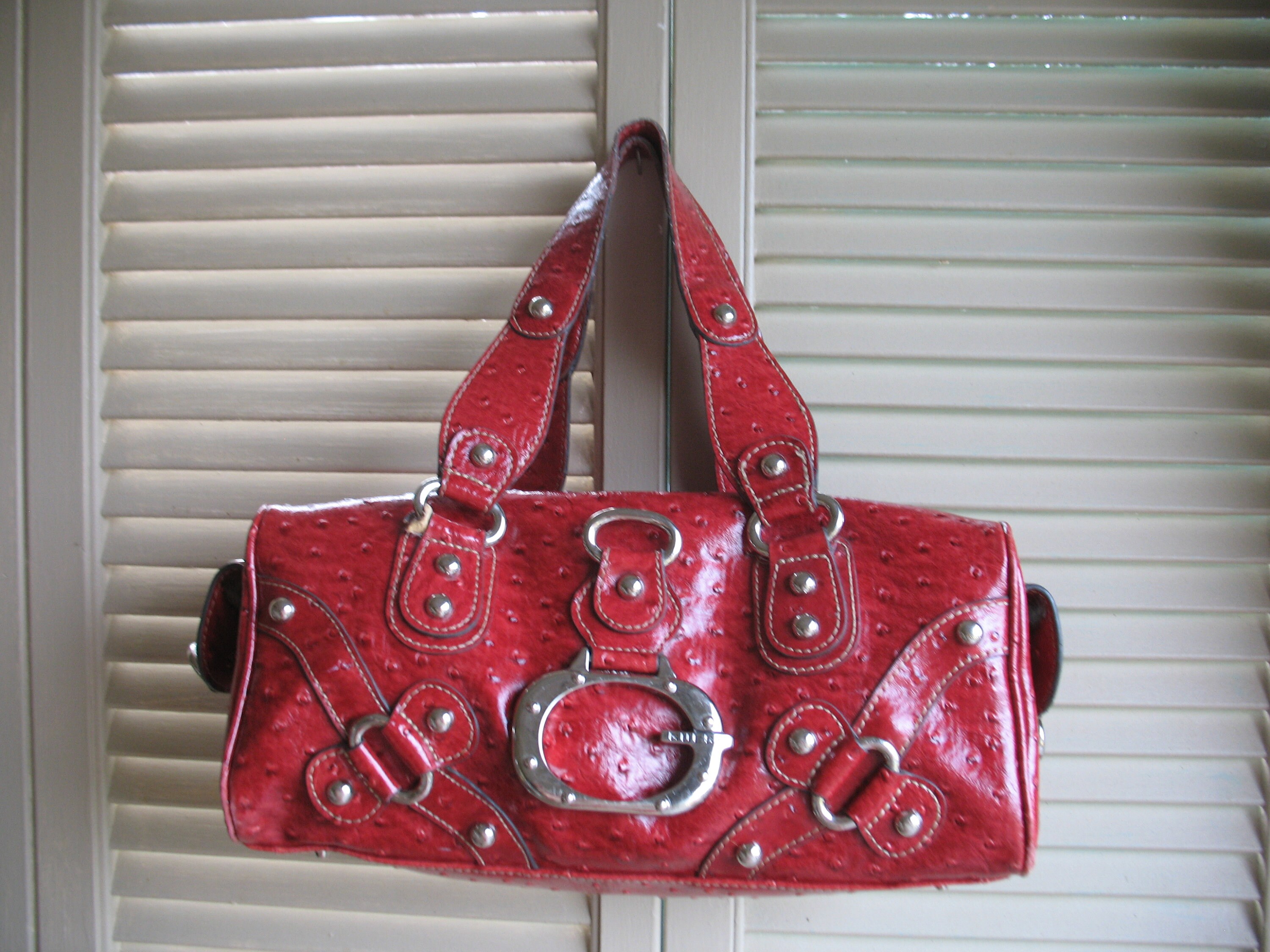 Guess Red Leather Small Purse | Compact and Stylish