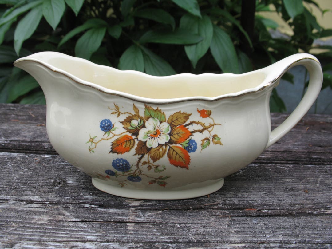 Saucier Meakin Sunshine 1930.pattern of Flowers and Mulberry Trees. Etsy