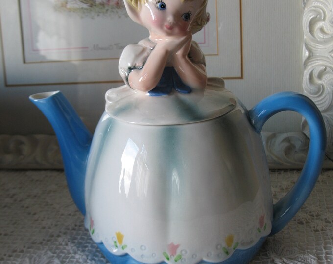 Lefton ESD Duch Teapot. Vintage Girl Japan. Tea Pot Kitsch. Etsy Canada