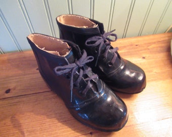 Vintage black rubber children's boots 1940-50 Dominion Montreal