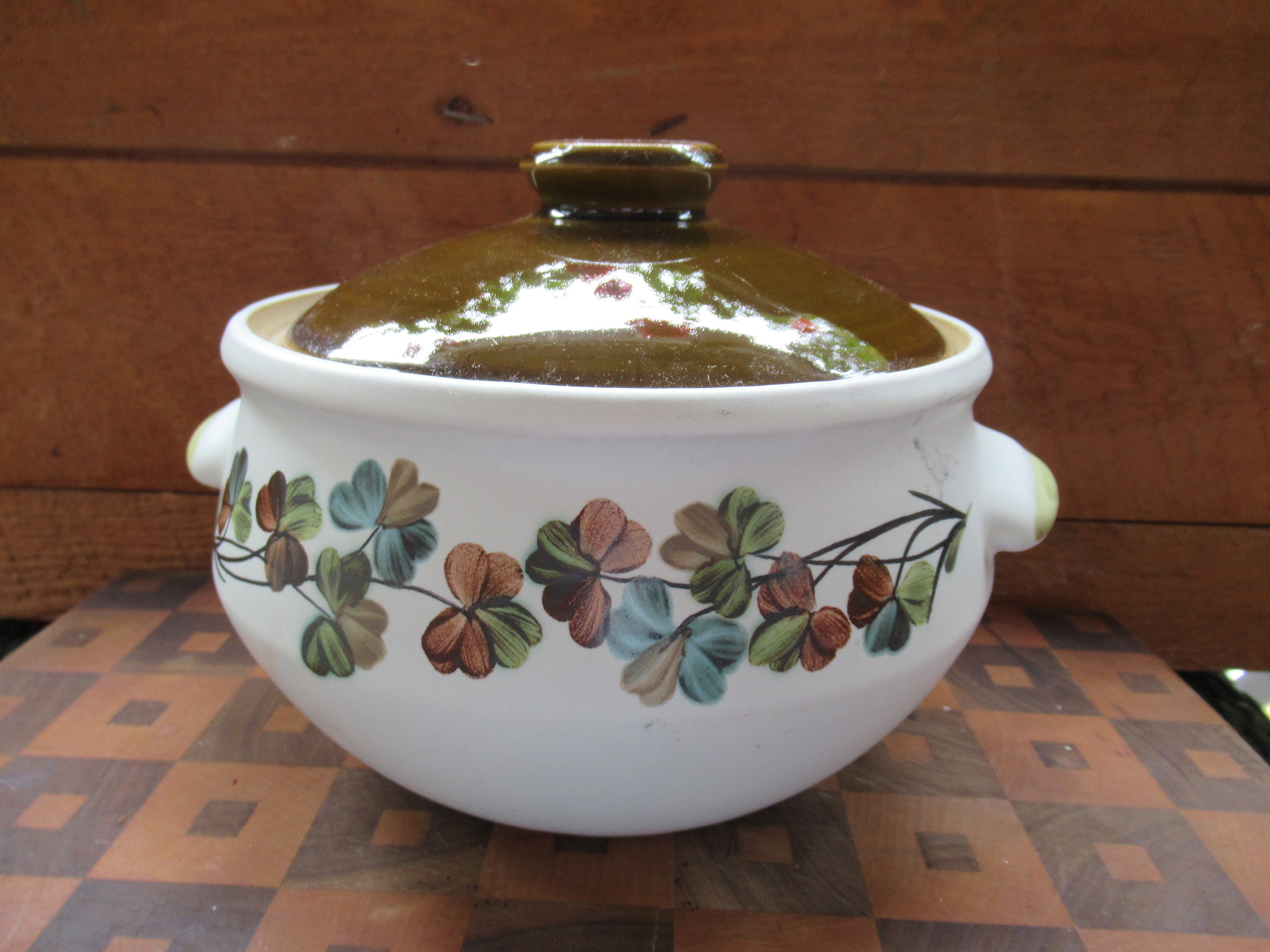 Denby England Shamrock Vintage Clover Leaf Stoneware Casserole