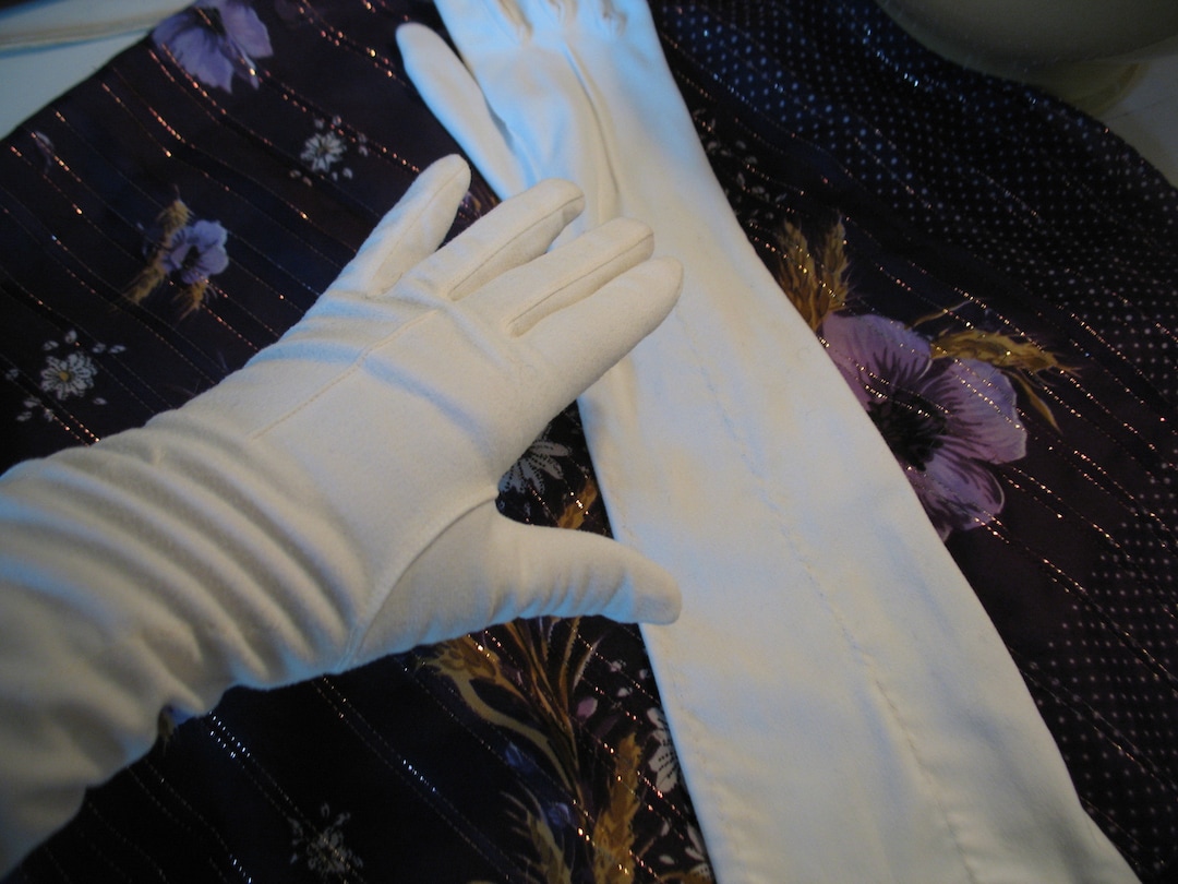 Lot De 7 Paires De Gants Vintage Femme - Marques Fownes, Shalimar Et Non Marqués - Occasion