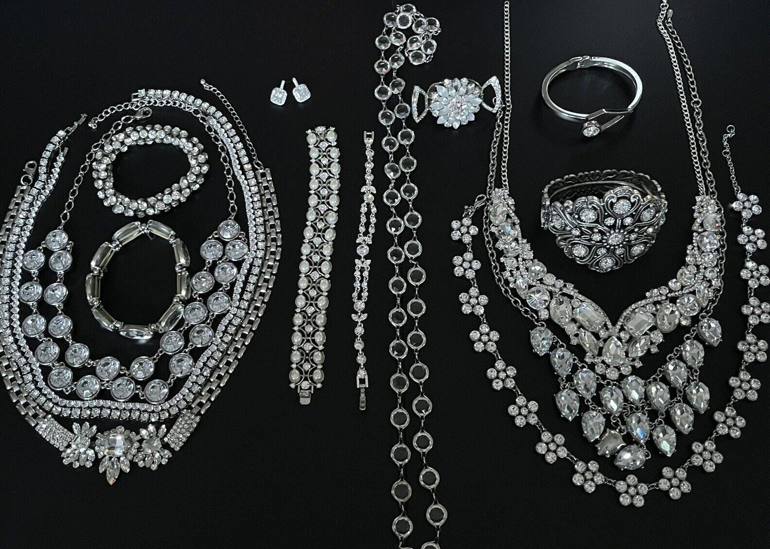 Old rhinestone jewelry value outlet