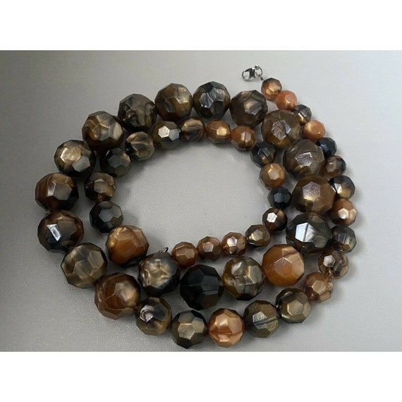 Extra Long Faceted Chunky Beaded Plastic Necklace