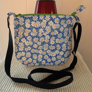 Daisy Crossbody Bag, Purse