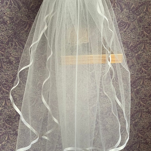 First Communion Veil 1/4" Satin Trim White