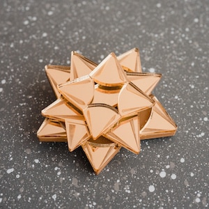 More colours available: Present bow brooch, birthday brooch, mirror acrylic brooch, Christmas brooch