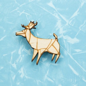 Origami Deer pin badge - gift for lovers of Japan, paper folders, origami jewelry, Japanese jewellery, Japanese jewellery