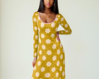 Vestido largo estilo años 70 / Vestido largo de terciopelo amarillo mostaza / Vestido bohemio floral hippie vintage / Vestido de manga larga en forma de A con forro rosa