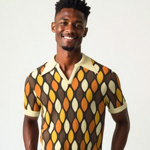 Camicia stile anni &#39;70, polo retrò da uomo, camicia con colletto a punta anni &#39;70, camicia hippie anni &#39;70 da uomo, camicia geometrica marrone mod da uomo, camicia ispirata agli anni &#39;70