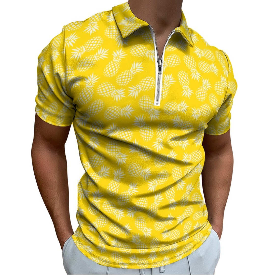 Tシャツ・カットソー Malbon Golf PARADISE PATTERN T-SHIRT YELLOW MAN M4221PTS42YE MINDBBDFJ Yellow and Blue Volleyball Print Golf Shirts for
