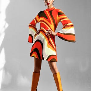 70s dress style, bell sleeve dress, groovy dress, funky 70s disco dress, chiffon dress, abstract dress 70s, retro tent dress, retro 70s dress style, 70s style dress