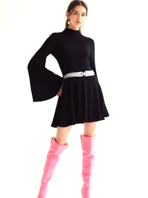 retro dresses 70s Black&White 1970s Striped Ruched Spaghetti Strap Dress