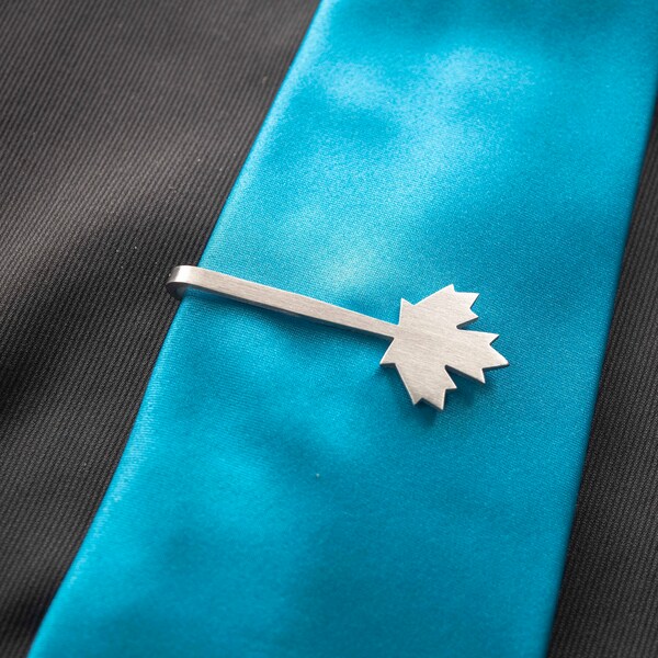 Barrette De Cravate Vintage Canada Maple Leaf (feuille D'érable) - Occasion - Accessoire Homme