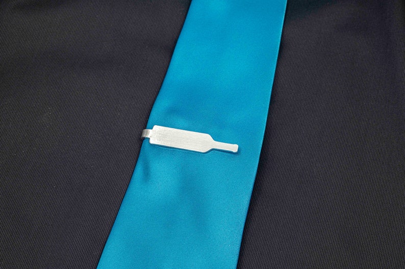 Wine Bottle Tie Clip image 1