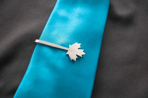 Maple Leaf Tie Clip