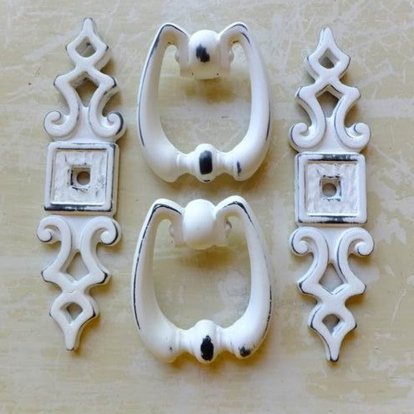 8 AVAIL listed in pairs Ring Pulls Elaborate Back Plate Shabby Chic White Cupboard Kitchen Vintage Knobs Pulls Cabinet Pull Cupboard Handles