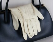 Kid Leather Gloves, Ladies Vintage, Soft Cream Ivory/White, Suede Effect, Elegant and Ladylike, Made in England