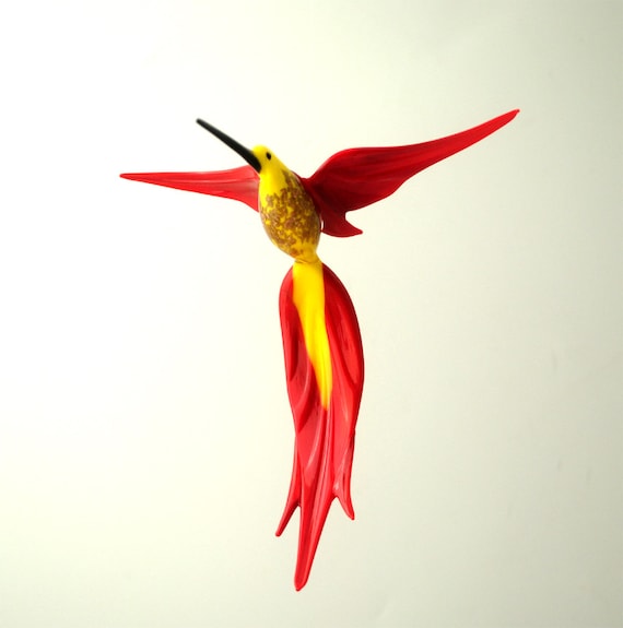 36-224 Aventurine Hummingbird Yellow Red