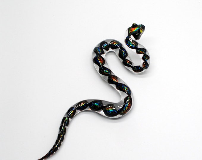 33-69D Snake with Rainbow Dichro