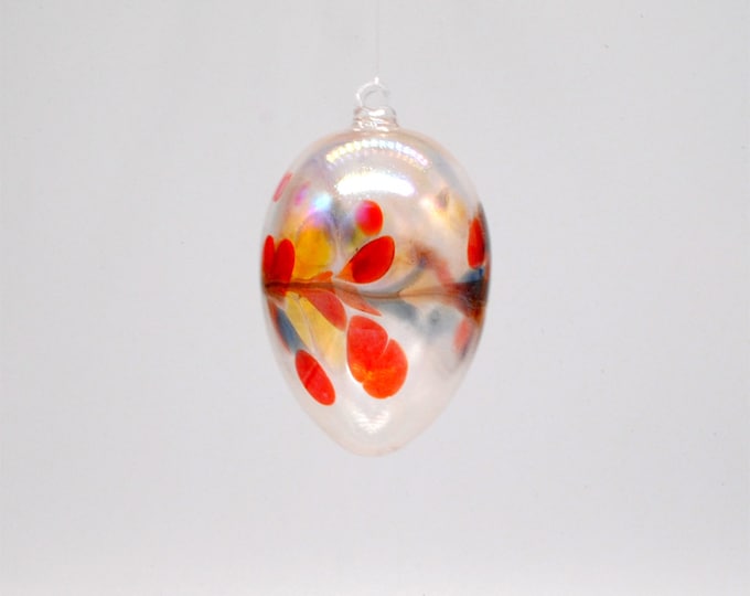 e00-69  Iridescent Egg Suncatcher - Crystal