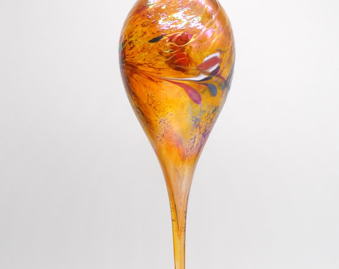 e00-68 Handblown Iridescent Cone Ornament Gold