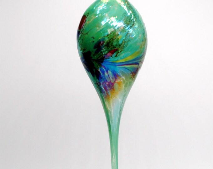 e00-68 Handblown Iridescent Rain Drop Ornament Green