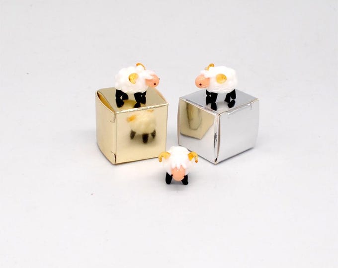 e30-00 Miniature Sheep (one miniature for price shown)