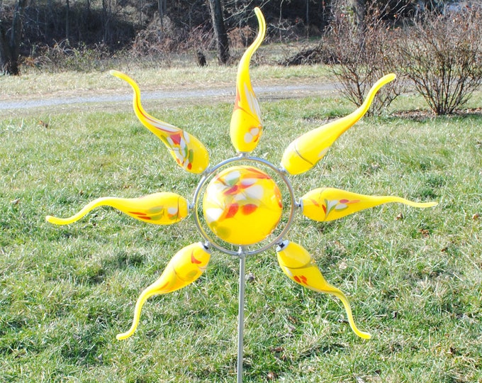 Sun Garden Sculpture - Bright