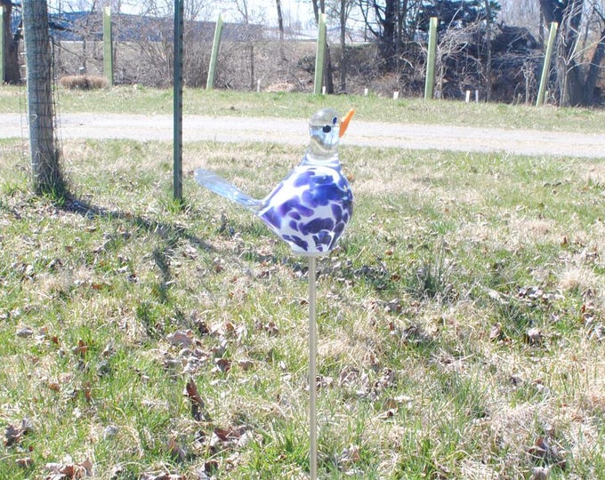 Chickadee Garden Sculpture - Lilac