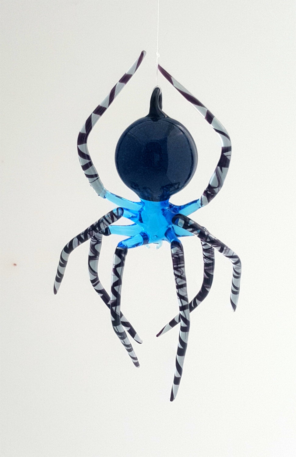 e3021 Hanging Aqua Spider with striped legs and aventurine in abdomen