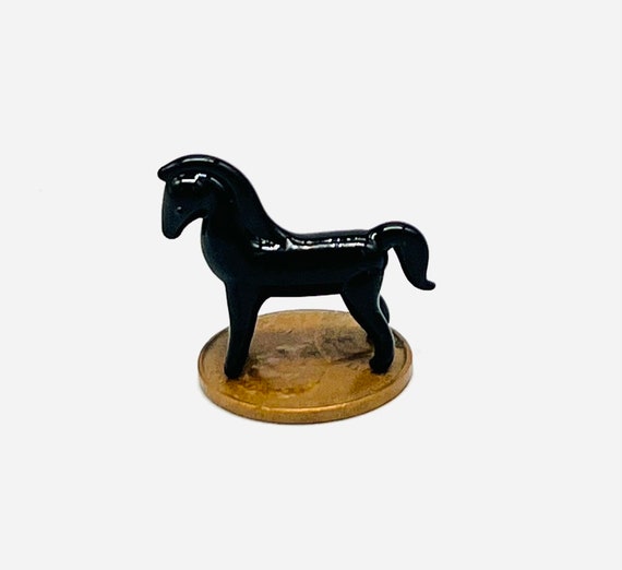 30-00 Miniature Black Horse