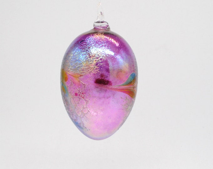 e00-69  Iridescent Egg Suncatcher -  Purple