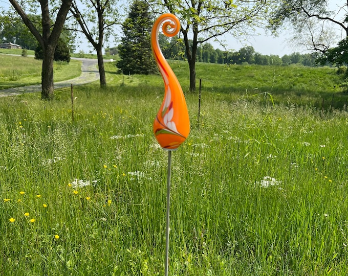 Swirly Garden Sculpture - Orange