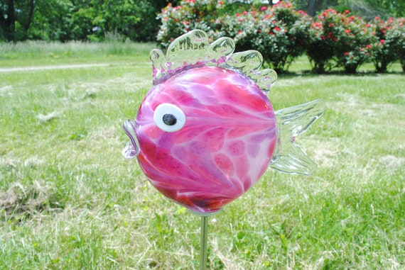 Fish Garden Sculpture - Mauve