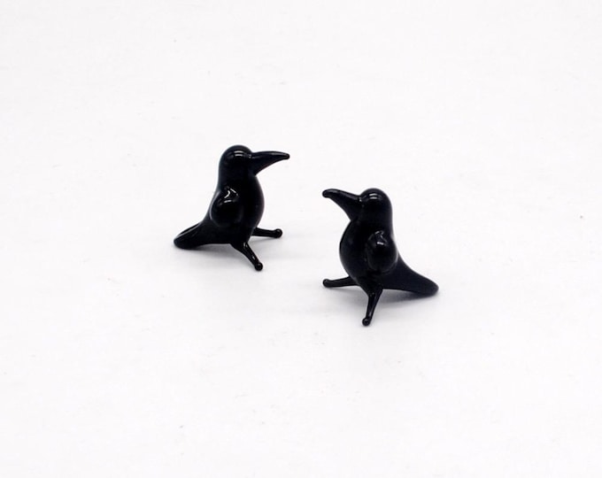 e30-00 Miniature Raven (one miniature for price shown)