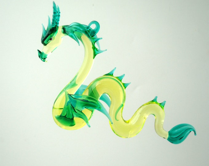 36-910 Large Sea Dragon Green Neon