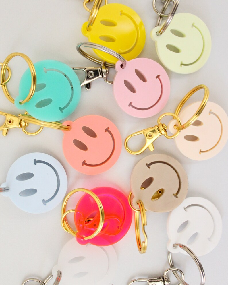 Smiley Face Keychain Keychain Flower Power Gift Cute Etsy