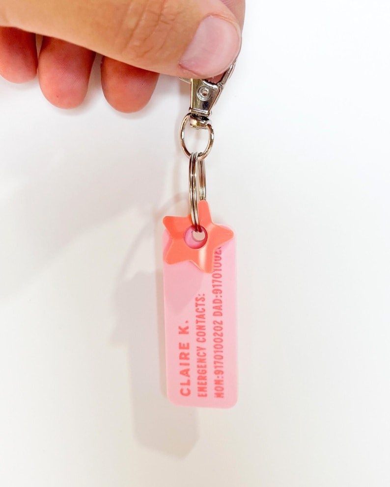 Llavero personalizado con información de emergencia para niños: llavero para mochila escolar imagen 4